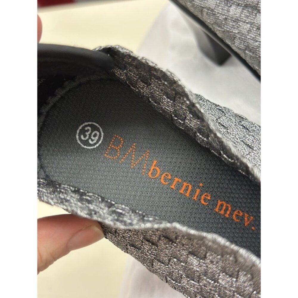 Bernie Mev Womens Silver/Pewter Woven Mesh 3" Heeled Shoes With Memory Foam Comf - Picture 7 of 7